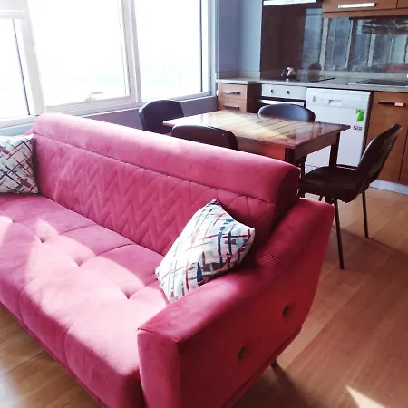 Academia Aparthotel *