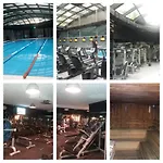 Academia 3*
