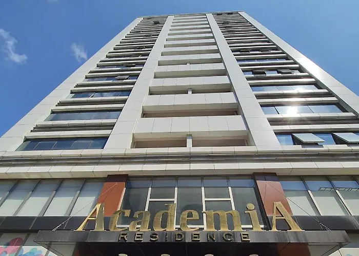 Aparthotel Academia 3*