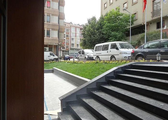 Aparthotel Academia 3*