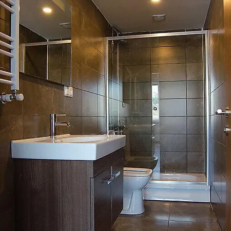 Aparthotel Academia 3*